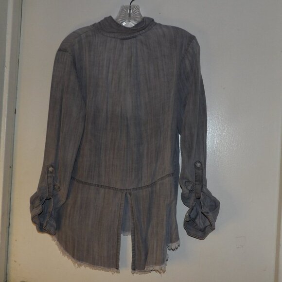 Blue Rain Split Back & Fray Hem 100% Lyocell Tencel Top Sz M - Picture 6 of 6